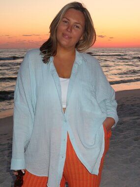 American Eagle Lightweight Linen Oversized Button Down